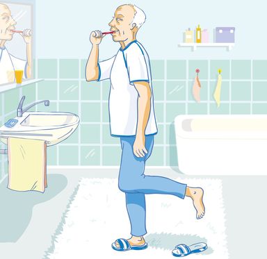 Gleichgewichtsübung, Stehen auf einem Bein, Zähneputzen, bad, Alter, Senior, Fit, Bewegung, Alltag