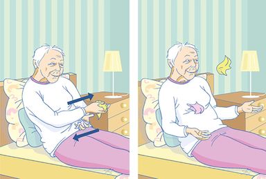Geschciklichkeit, Taschentücher, Händekreuzen,Bett, Pflegebedürftig, Altersheim, Seniorin, Schlafanzug, Zimmer, Tapete, Lampe, Nachttisch, Rollator, gehbehindert